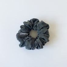 SCRUNCHIE *LUXE* || military stone